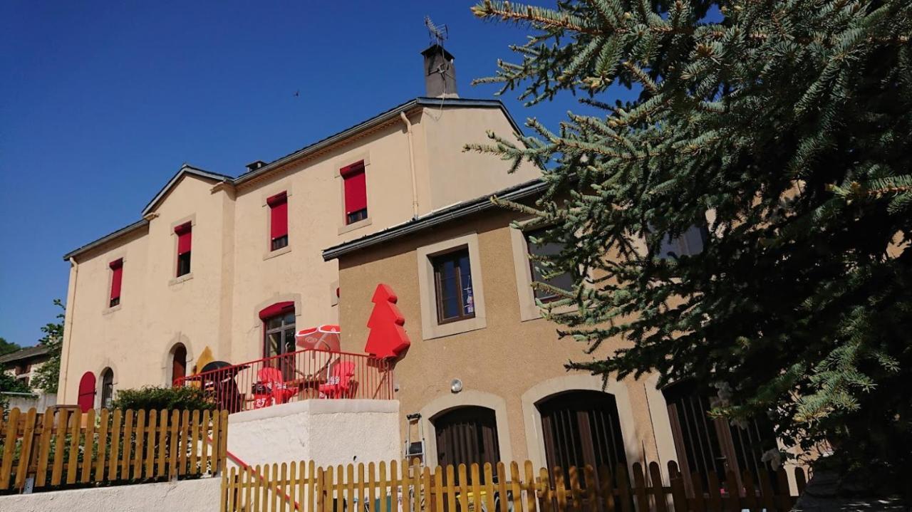 Le Sapin Rouge - Restaurant - Bar - Chambres D'Hotes Artigues  Exterior foto