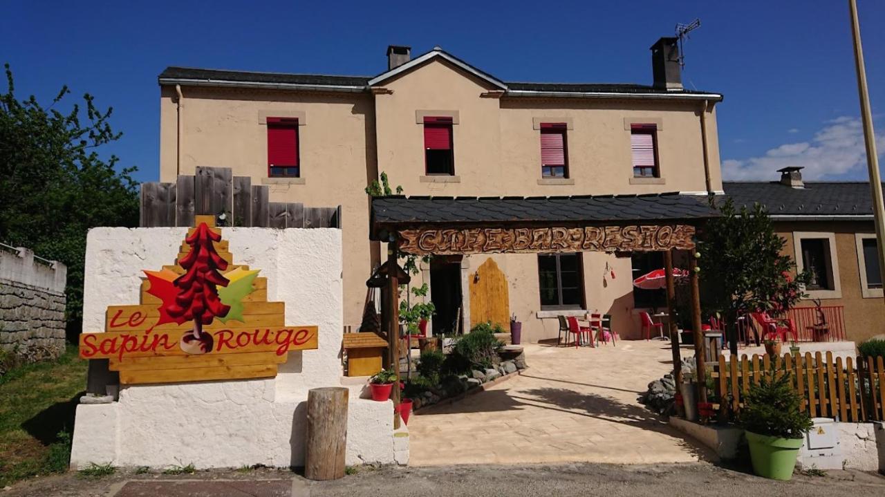 Le Sapin Rouge - Restaurant - Bar - Chambres D'Hotes Artigues  Exterior foto